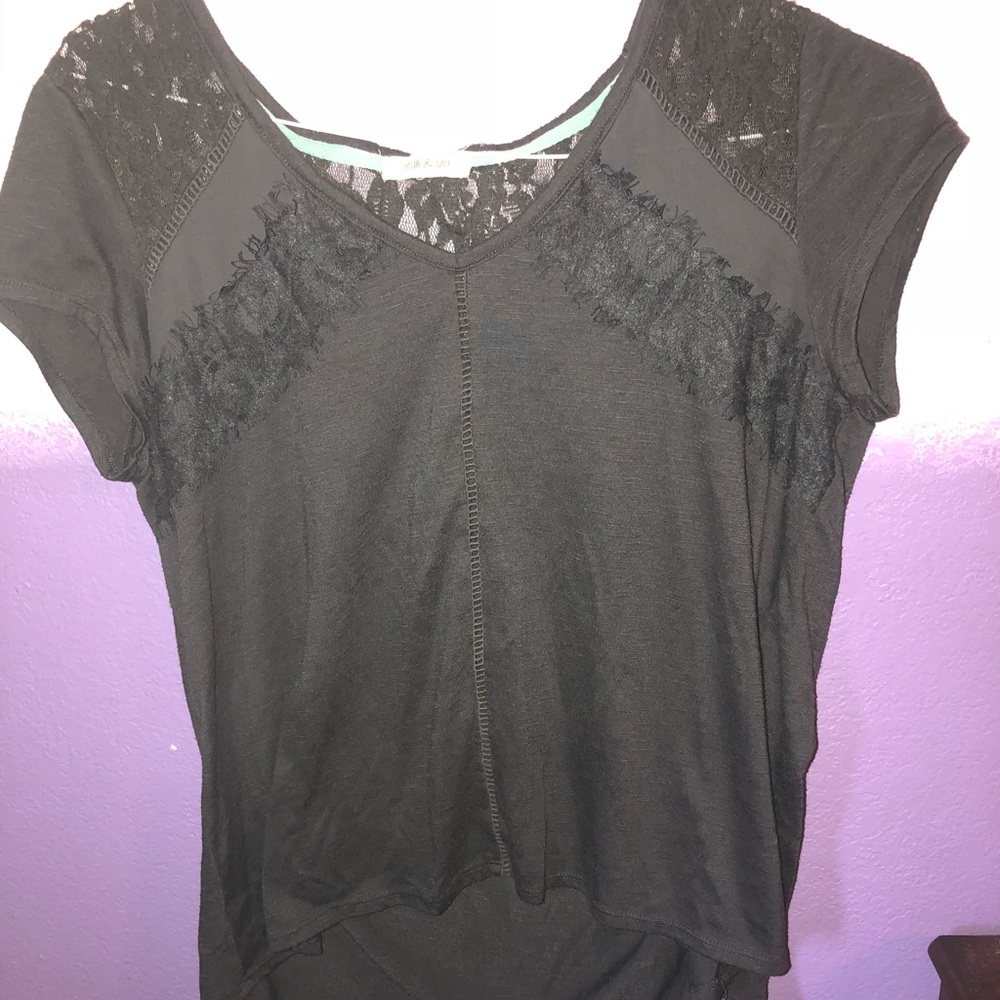 Tee shirt